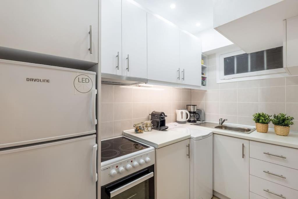 아테네 Glyfada Center Sea View Apt 아파트 외부 사진